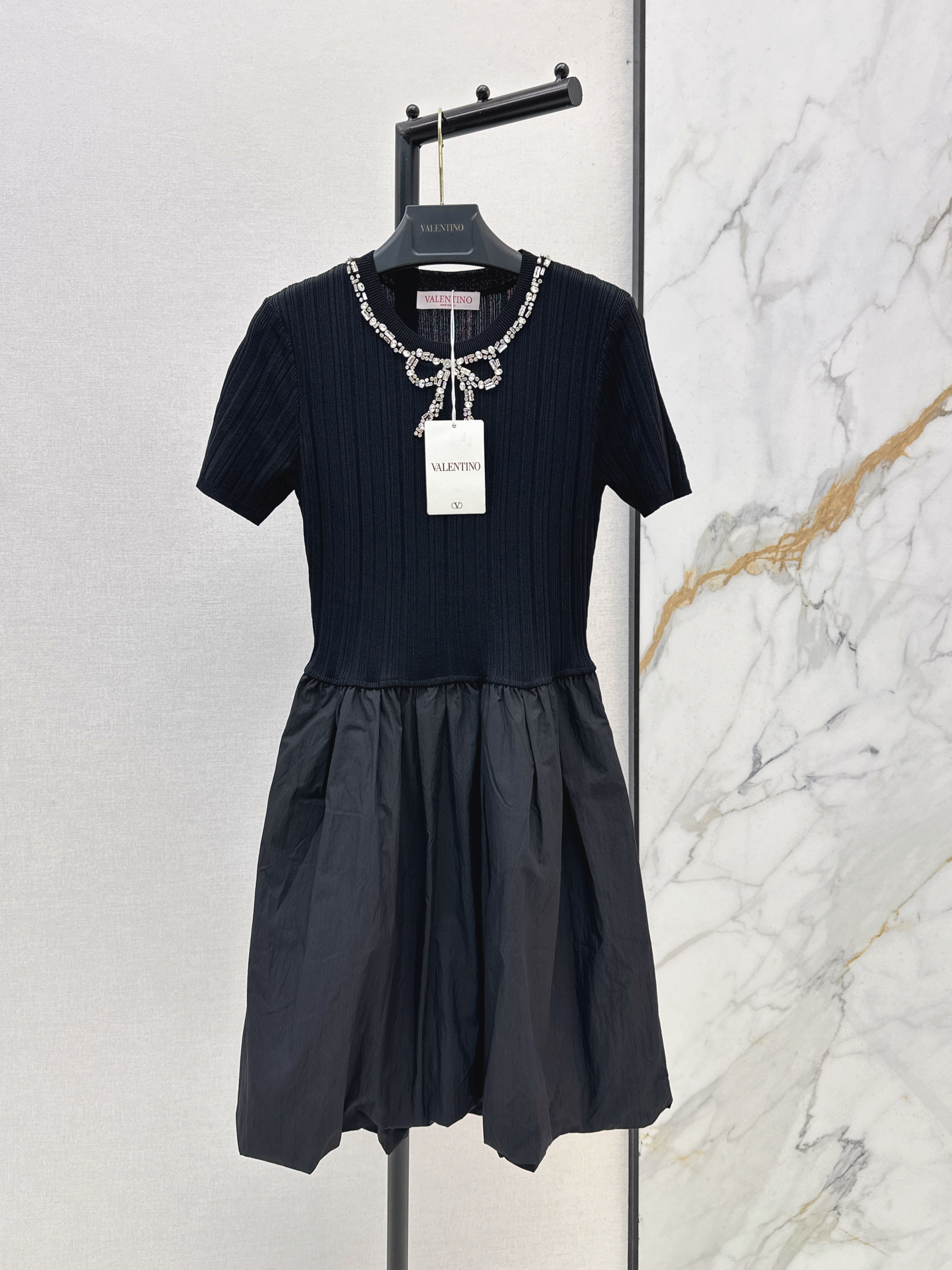 Valen New beading knit contract dress