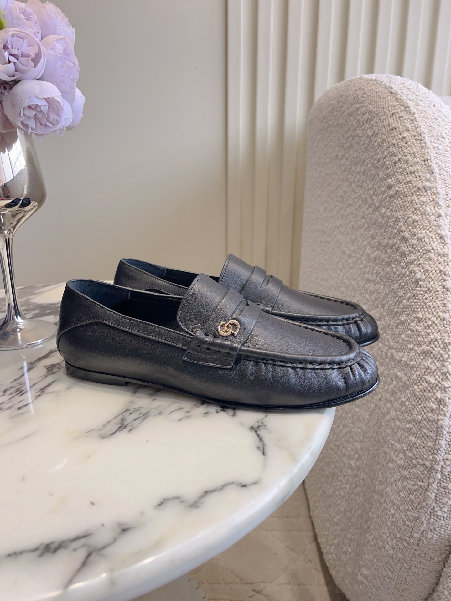 CD New Retro Fashion Loafers