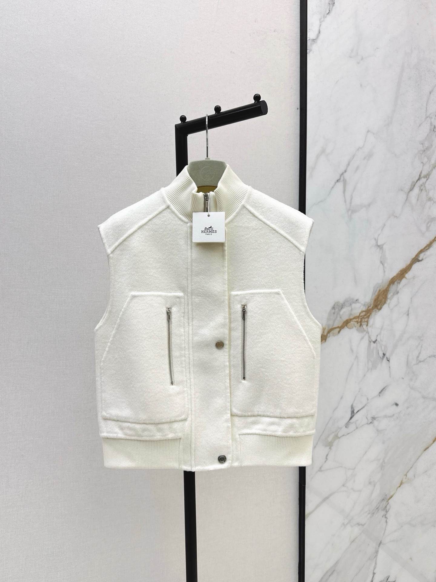 Herm New Vest jacket