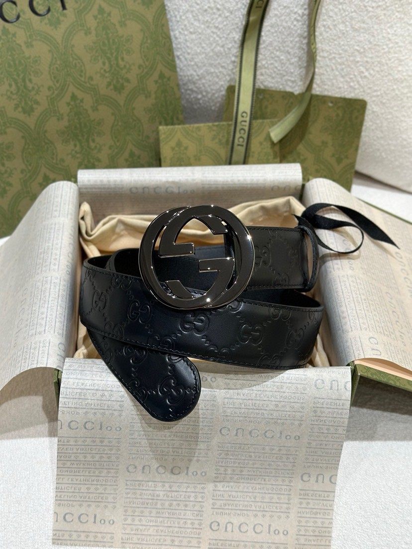 Gucci leather, it has a thick touch, with clear and distinct printed patterns. It is a fashionable and classic men's belt, a designer belt, a casual and smooth buckle belt for both women and men, with a width of 4.0 cm and with box ,Black, silver