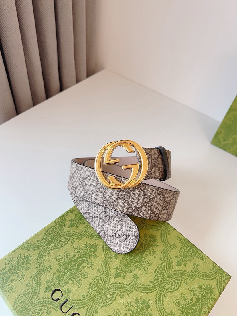 Gucci leather, it has a thick touch, with clear and distinct printed patterns. It is a fashionable and classic men's belt, a designer belt, a casual and smooth buckle belt for both women and men, with a width of 4.0 cm and with box Silver and gold