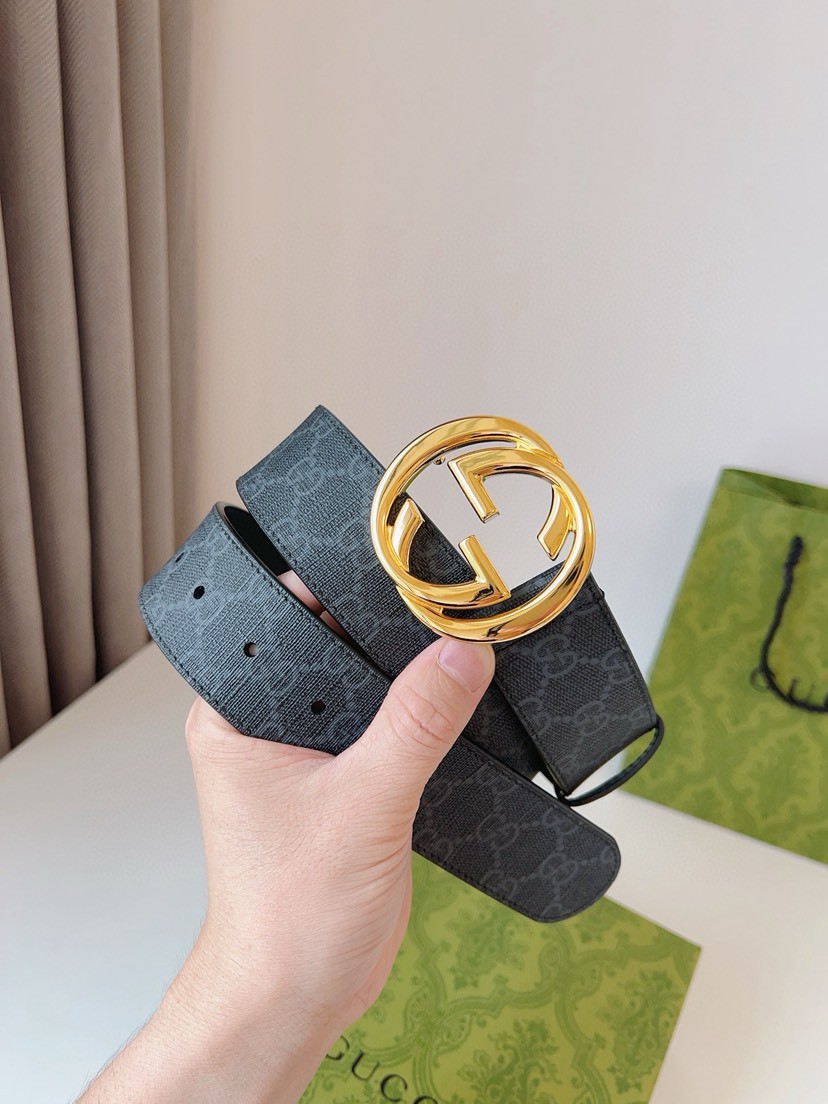 Gucci leather, it has a thick touch, with clear and distinct printed patterns. It is a fashionable and classic men's belt, a designer belt, a casual and smooth buckle belt for both women and men, with a width of 4.0 cm and with box Silver and gold