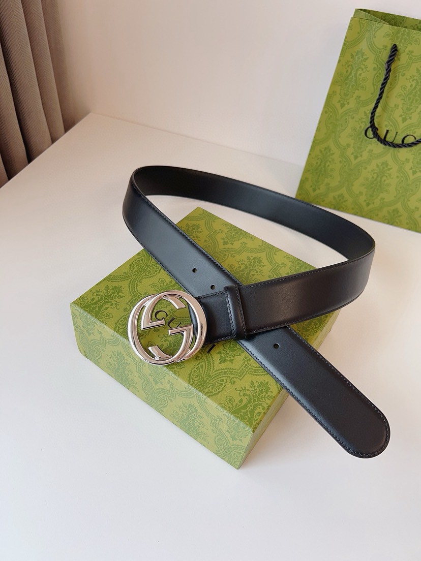 Gucci leather, it has a thick touch. It is a fashionable and classic men's belt, a designer belt, a casual and smooth buckle belt for both women and men, with a width of 4.0 cm and with box Silver and gold