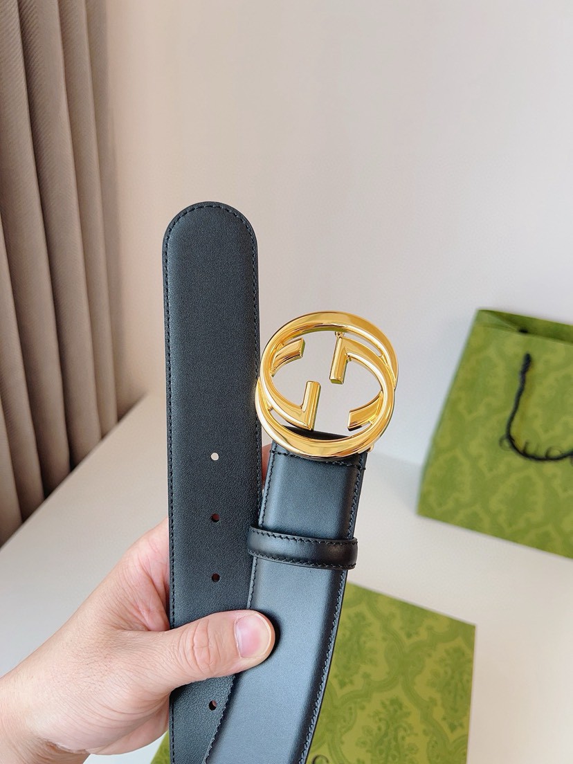 Gucci leather, it has a thick touch. It is a fashionable and classic men's belt, a designer belt, a casual and smooth buckle belt for both women and men, with a width of 4.0 cm and with box Silver and gold