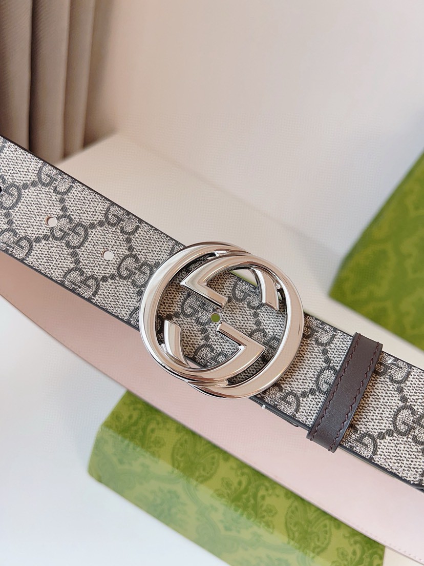 Gucci leather, it has a thick touch, with clear and distinct printed patterns. It is a fashionable and classic men's belt, a designer belt, a casual and smooth buckle belt for both women and men, with a width of 4.0 cm and with box Silver and gold