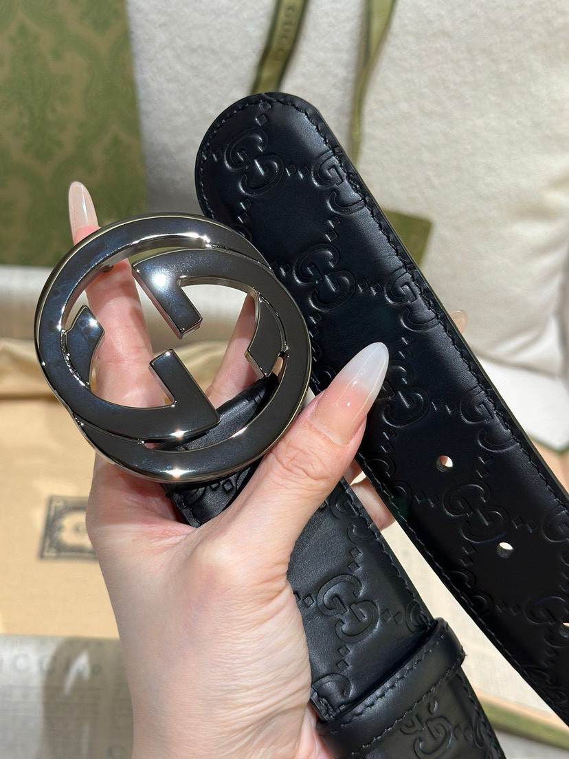 Gucci leather, it has a thick touch, with clear and distinct printed patterns. It is a fashionable and classic men's belt, a designer belt, a casual and smooth buckle belt for both women and men, with a width of 4.0 cm and with box ,Black, silver