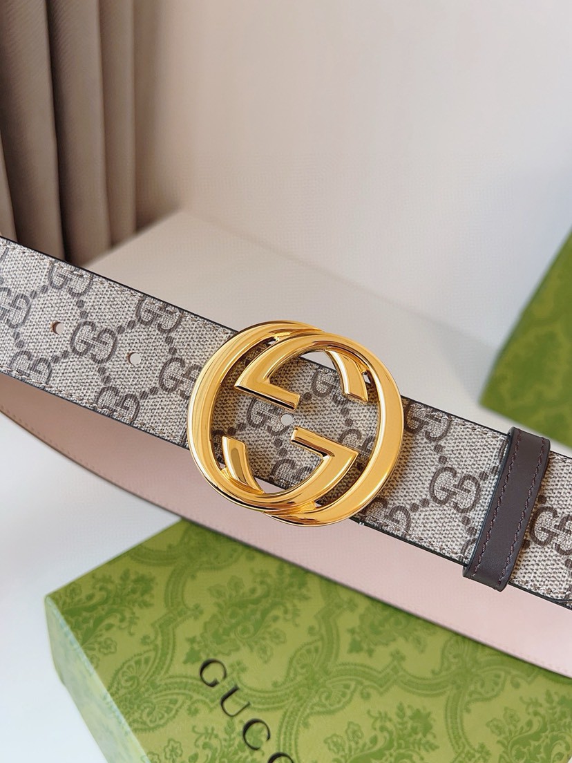 Gucci leather, it has a thick touch, with clear and distinct printed patterns. It is a fashionable and classic men's belt, a designer belt, a casual and smooth buckle belt for both women and men, with a width of 4.0 cm and with box Silver and gold