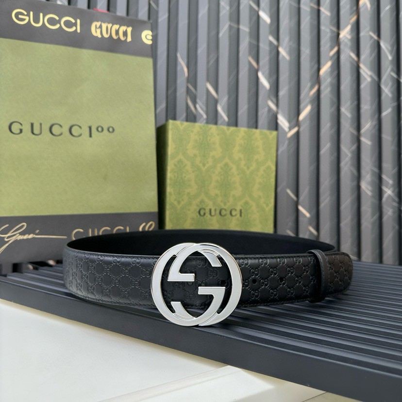 Gucci leather, it has a thick touch, with clear and distinct printed patterns. It is a fashionable and classic men's belt, a designer belt, a casual and smooth buckle belt for both women and men, with a width of 4.0 cm and a box