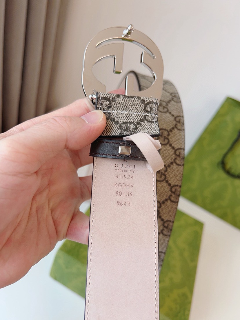 Gucci leather, it has a thick touch, with clear and distinct printed patterns. It is a fashionable and classic men's belt, a designer belt, a casual and smooth buckle belt for both women and men, with a width of 4.0 cm and with box Silver and gold