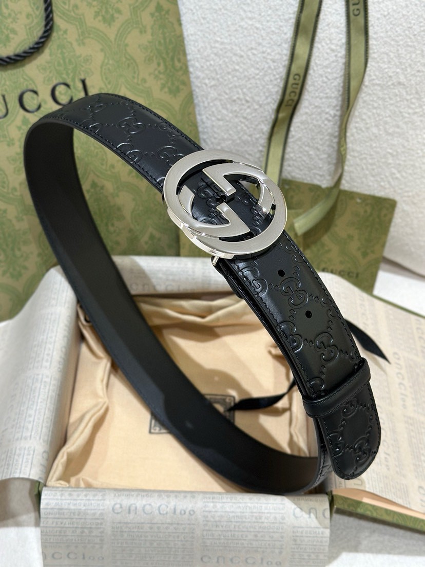 Gucci leather, it has a thick touch, with clear and distinct printed patterns. It is a fashionable and classic men's belt, a designer belt, a casual and smooth buckle belt for both women and men, with a width of 4.0 cm and with box ,Black, silver