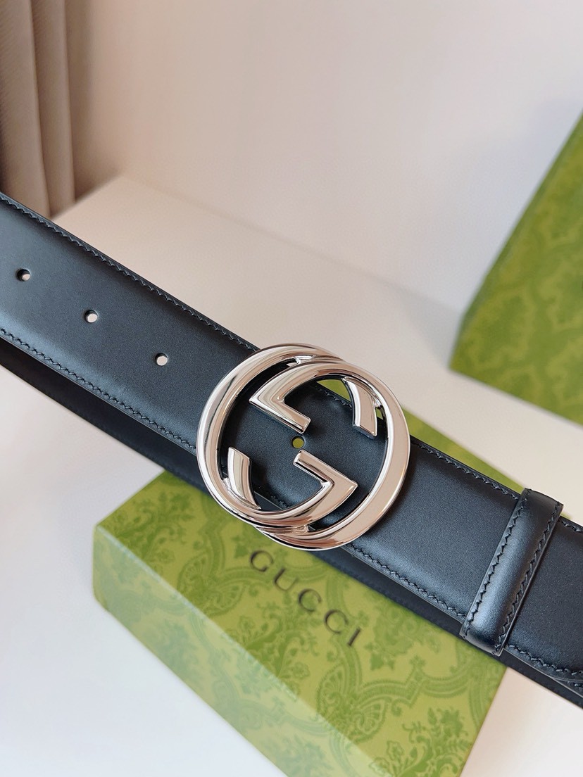 Gucci leather, it has a thick touch. It is a fashionable and classic men's belt, a designer belt, a casual and smooth buckle belt for both women and men, with a width of 4.0 cm and with box Silver and gold