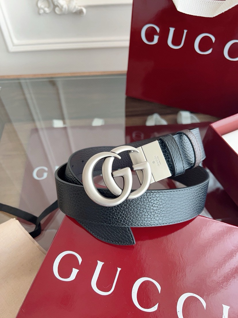 Gucci leather, it has a thick touch.  It is a fashionable and classic men's belt, a designer belt, a casual and smooth buckle belt for both , with a width of 3.7 cm and with box Silver