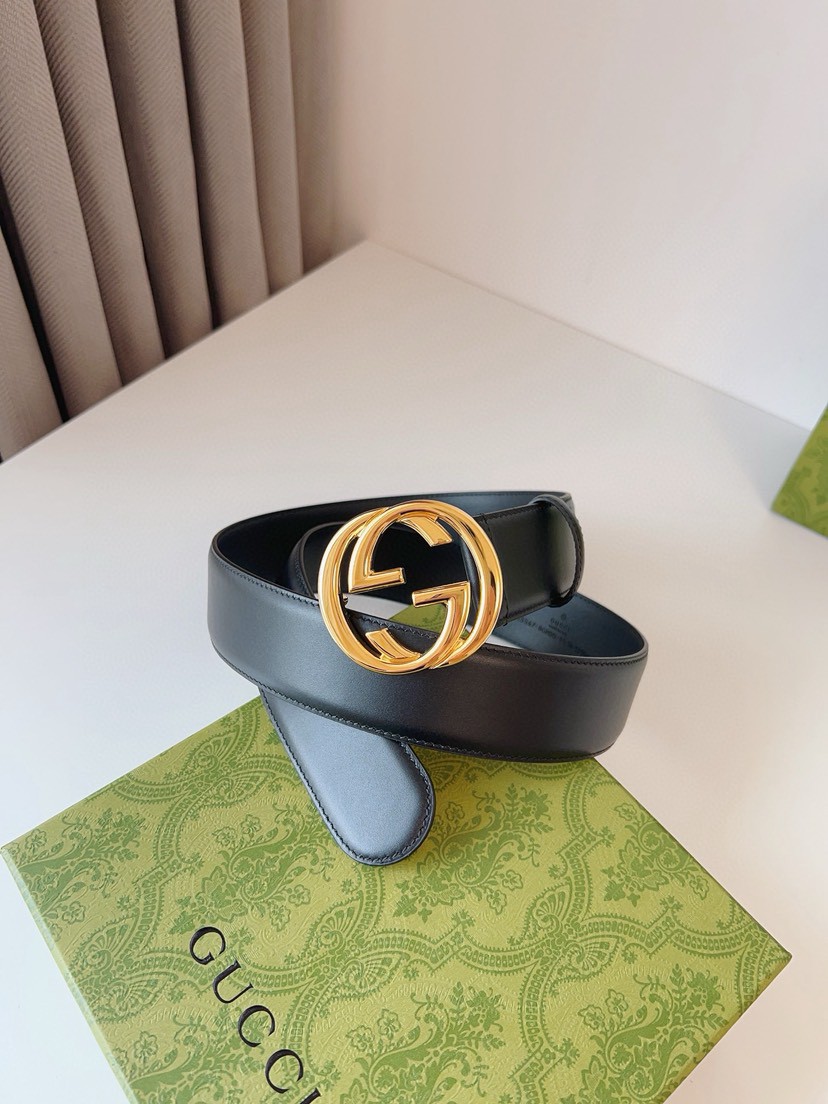 Gucci leather, it has a thick touch. It is a fashionable and classic men's belt, a designer belt, a casual and smooth buckle belt for both women and men, with a width of 4.0 cm and with box Silver and gold