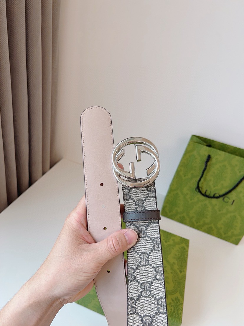 Gucci leather, it has a thick touch, with clear and distinct printed patterns. It is a fashionable and classic men's belt, a designer belt, a casual and smooth buckle belt for both women and men, with a width of 4.0 cm and with box Silver and gold