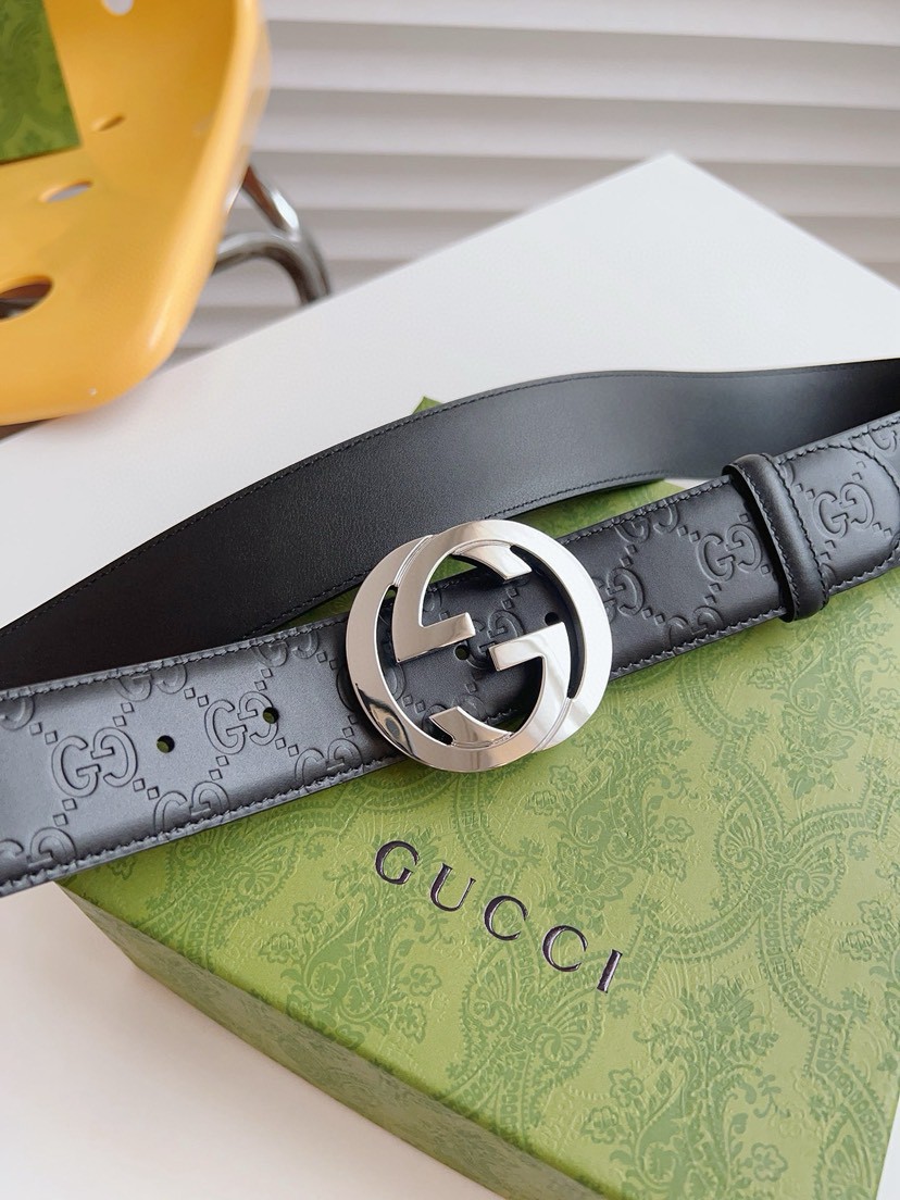 Gucci leather, it has a thick touch, with clear and distinct printed patterns. It is a fashionable and classic men's belt, a designer belt, a casual and smooth buckle belt for both women and men, with a width of 4.0 cm and with box Silver