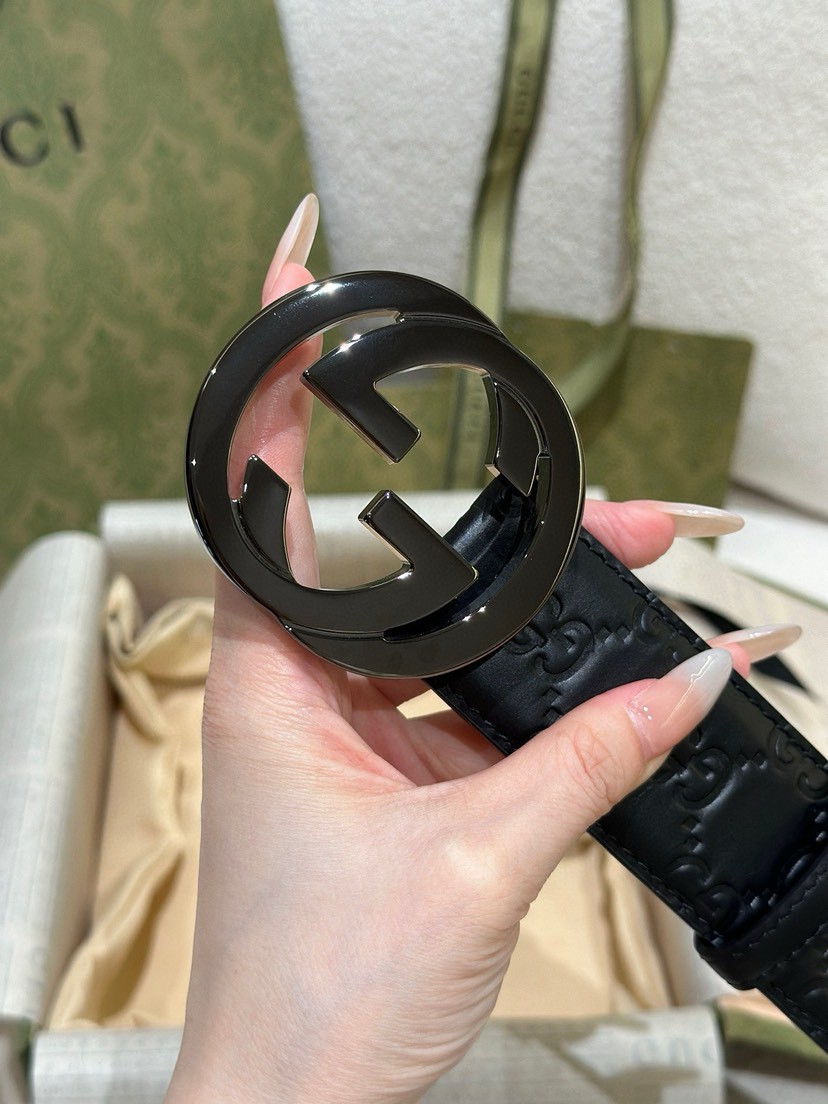 Gucci leather, it has a thick touch, with clear and distinct printed patterns. It is a fashionable and classic men's belt, a designer belt, a casual and smooth buckle belt for both women and men, with a width of 4.0 cm and with box ,Black, silver