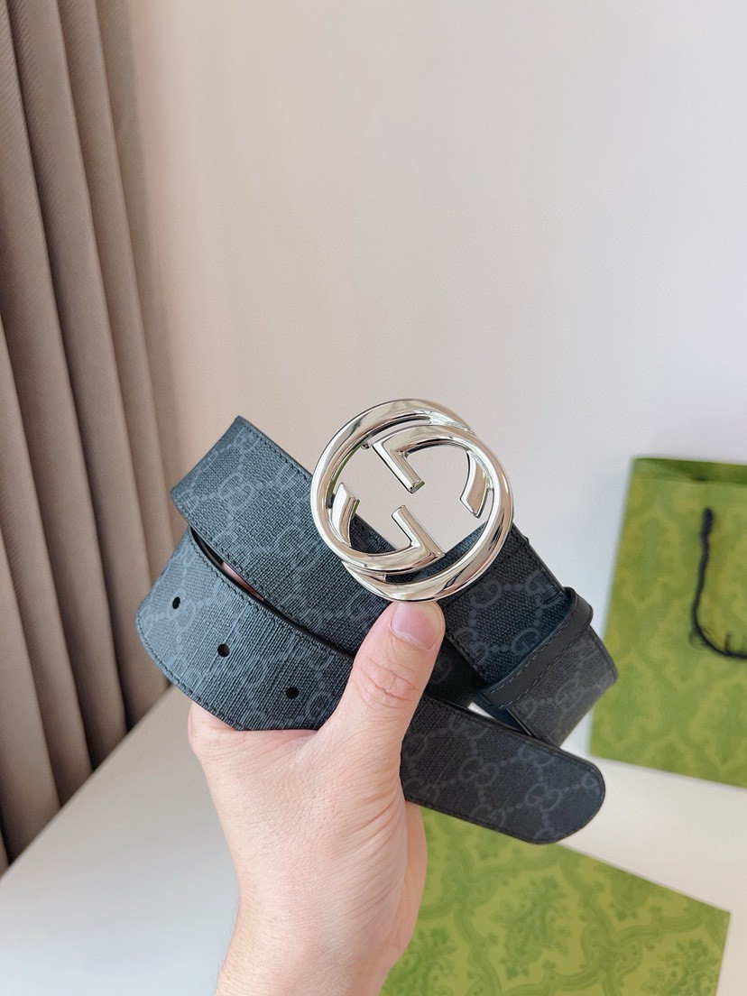 Gucci leather, it has a thick touch, with clear and distinct printed patterns. It is a fashionable and classic men's belt, a designer belt, a casual and smooth buckle belt for both women and men, with a width of 4.0 cm and with box Silver and gold