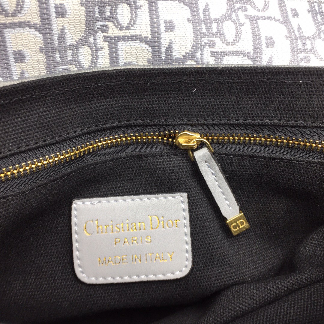 Dior Designer's High-qualyit Single-shoulder Bags Fashionable Classic Luxury Bags Handbags Crossbody Bags Fashionable Handbags Leather Trendy Gift Styles Fashion Bags