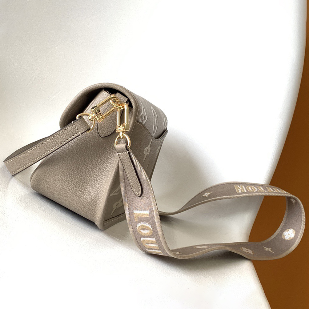 LV Top quality Hot Luxurys Designer Women Messenger Evening Bags Fashion Womens Shoulder Bag Lady Totes Purse Handbags Female Backpack Wallet Female wallet