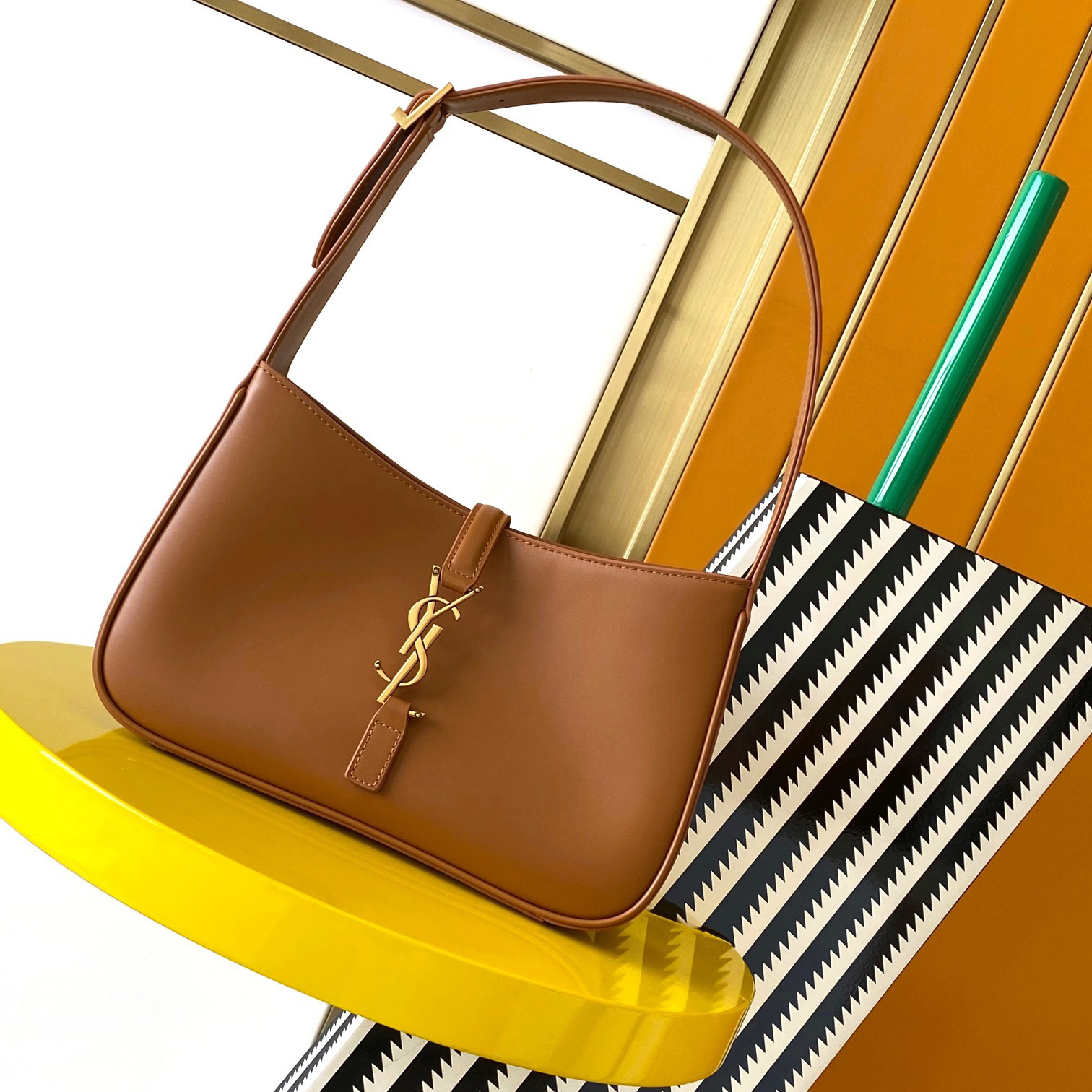 YSL Fashion Designer Bag Luxury Bag Hobo Shoulder Bag New Women's Bag Versatile Shoulder Crossbody Monogram Shoulder Bag Texture Underarm Handbag Commuting Simple Bag