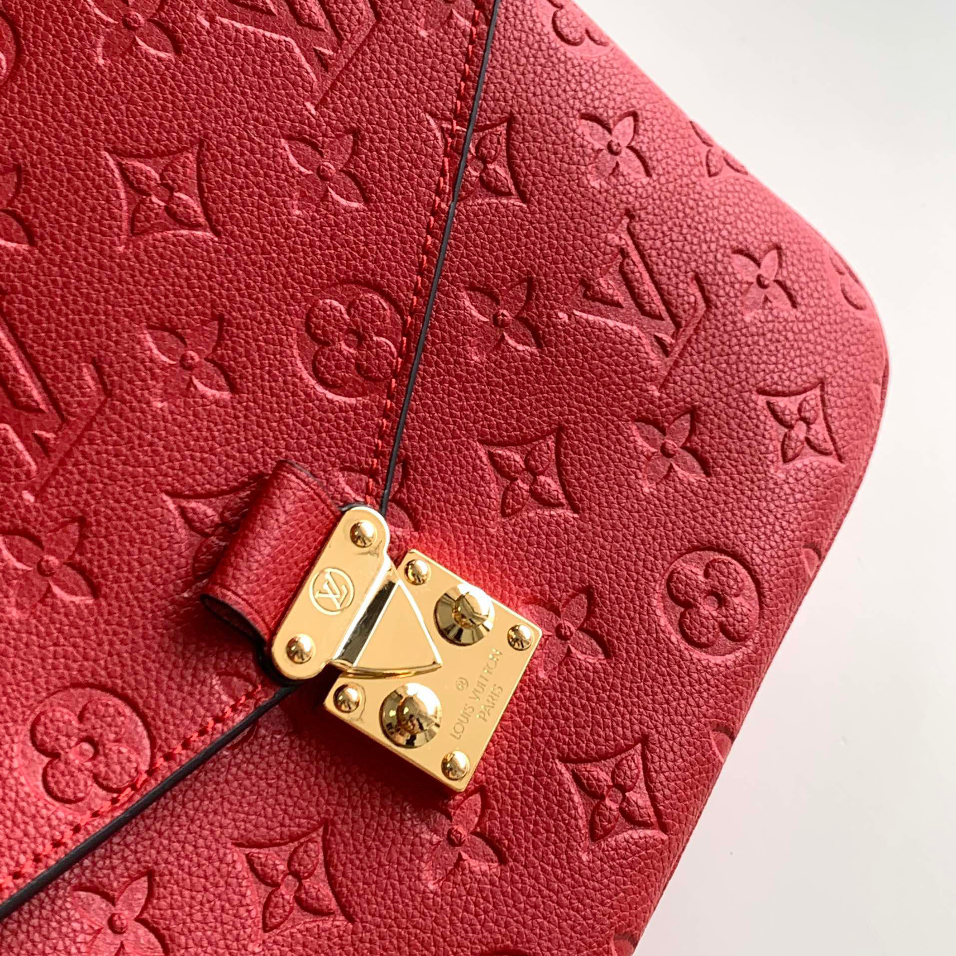 LV Designer Bag Women Crossbody Satchel Oxidizing Elegant Handbag Messenger Bags Shoulder Bags Ladies Clutch Purse Shopping Tote Bag Female Backpack Wallet