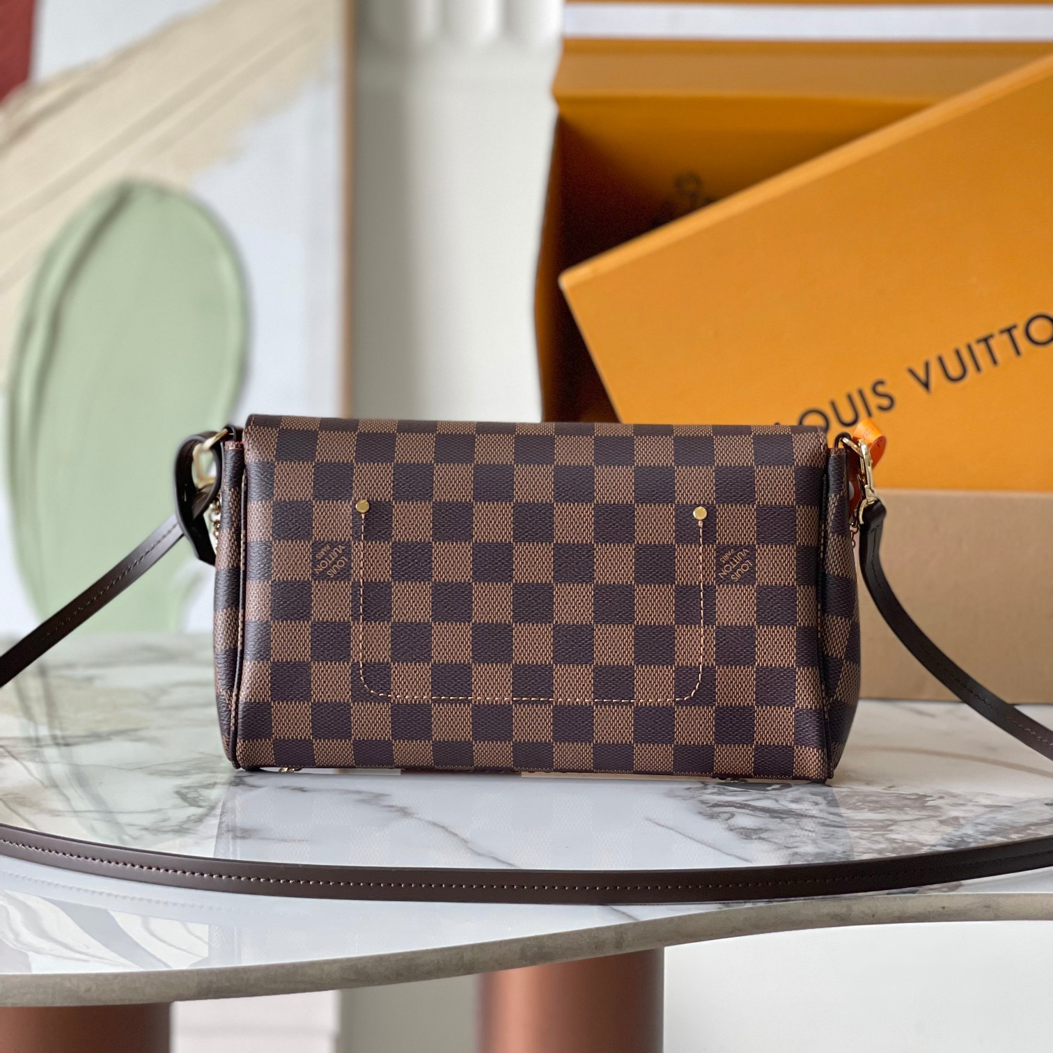 LV Top quality Hot Luxurys Designer Women Messenger Evening Bags Fashion Womens Shoulder Bag Lady Totes Purse Handbags Female Backpack Wallet Female wallet