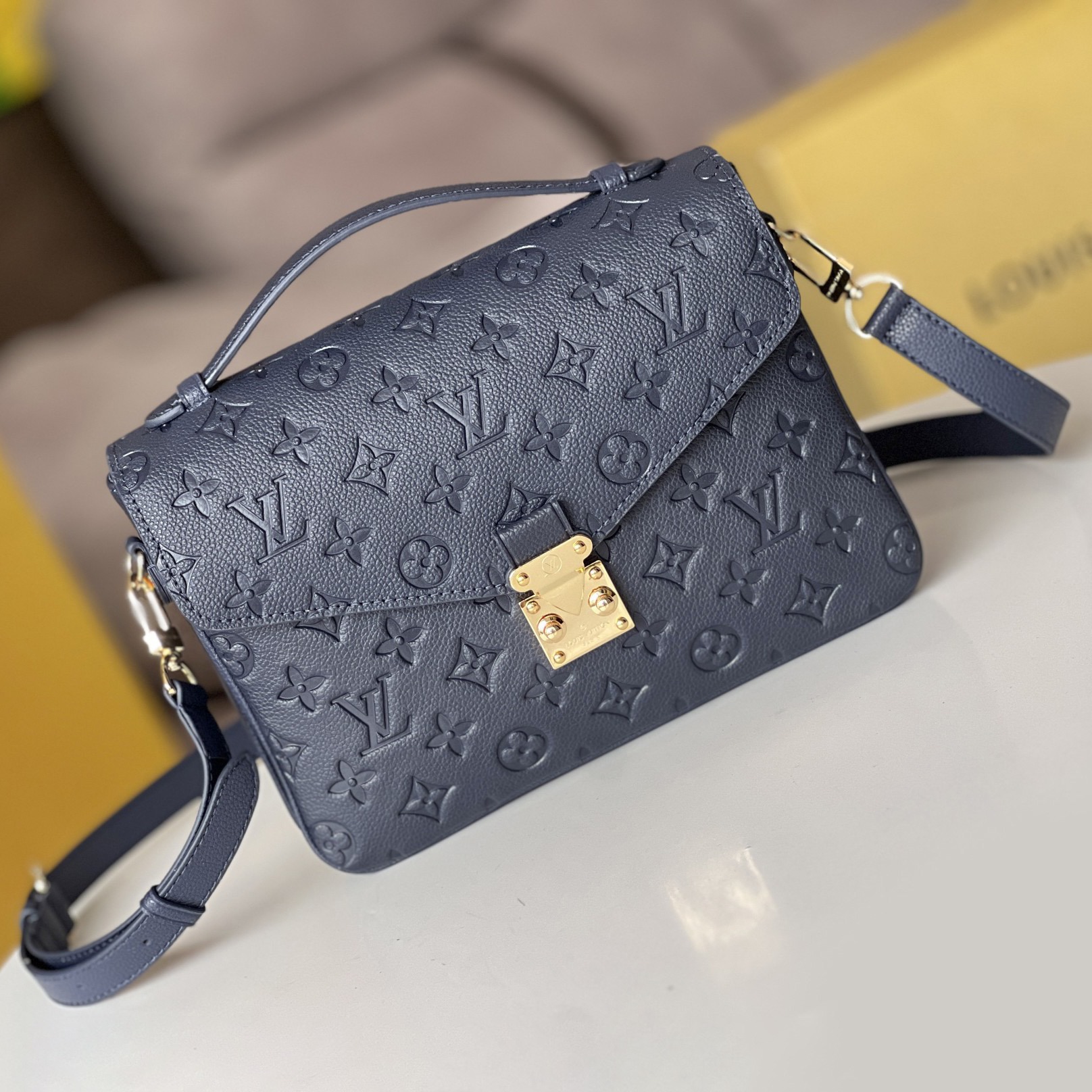 LV Designer Bag Women Crossbody Satchel Oxidizing Elegant Handbag Messenger Bags Shoulder Bags Ladies Clutch Purse Shopping Tote Bag Female Backpack Wallet