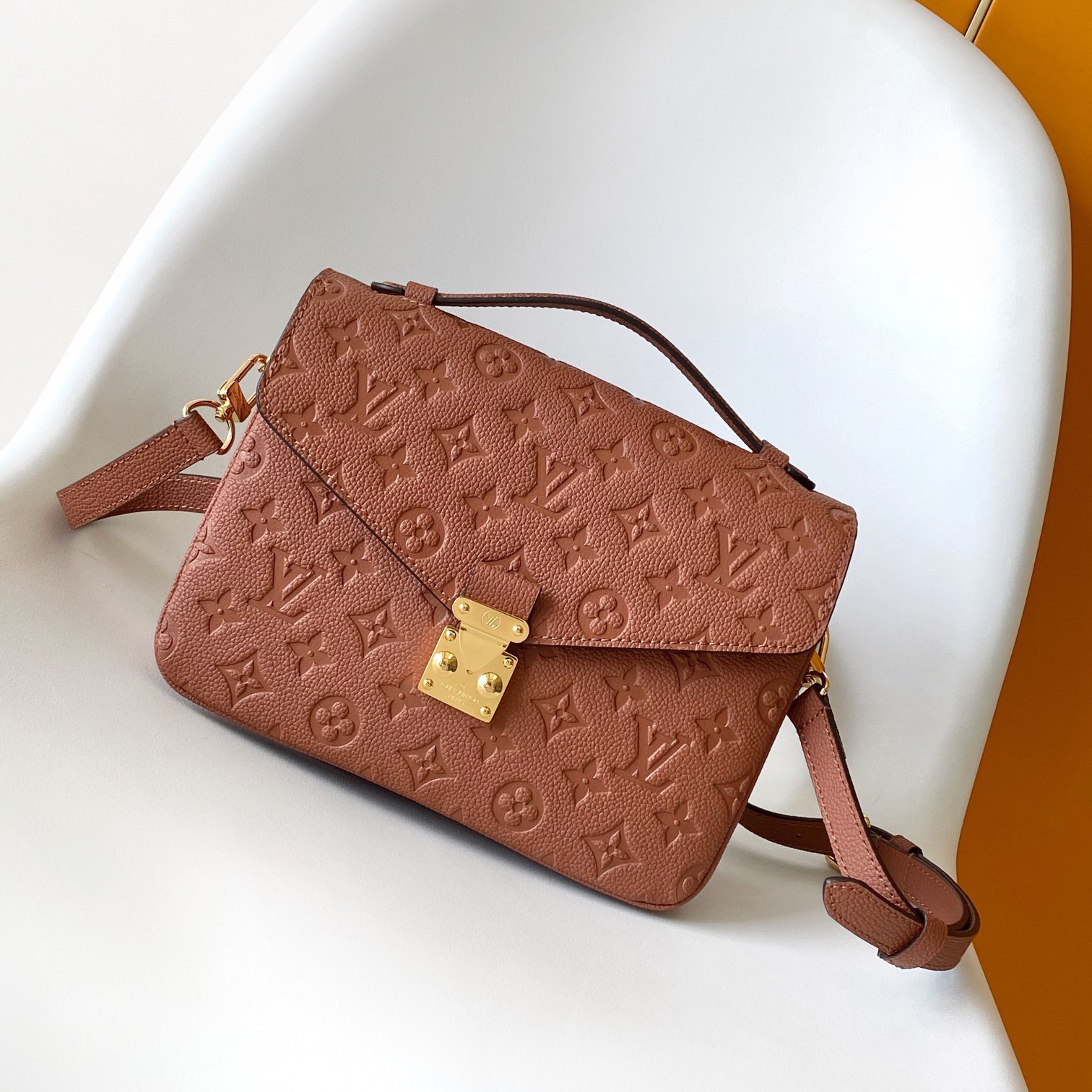 LV Designer Bag Women Crossbody Satchel Oxidizing Elegant Handbag Messenger Bags Shoulder Bags Ladies Clutch Purse Shopping Tote Bag Female Backpack Wallet