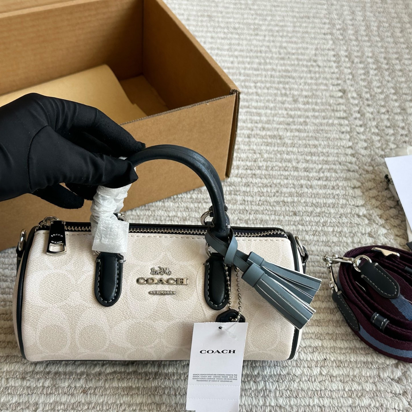 Coach Designer Bag Luxury Bag Shoulder Bag Women's Bag Versatile Shoulder Crossbody Mini Monogram Shoulder bag Texture Underarm Handbag Commuting Simple bag