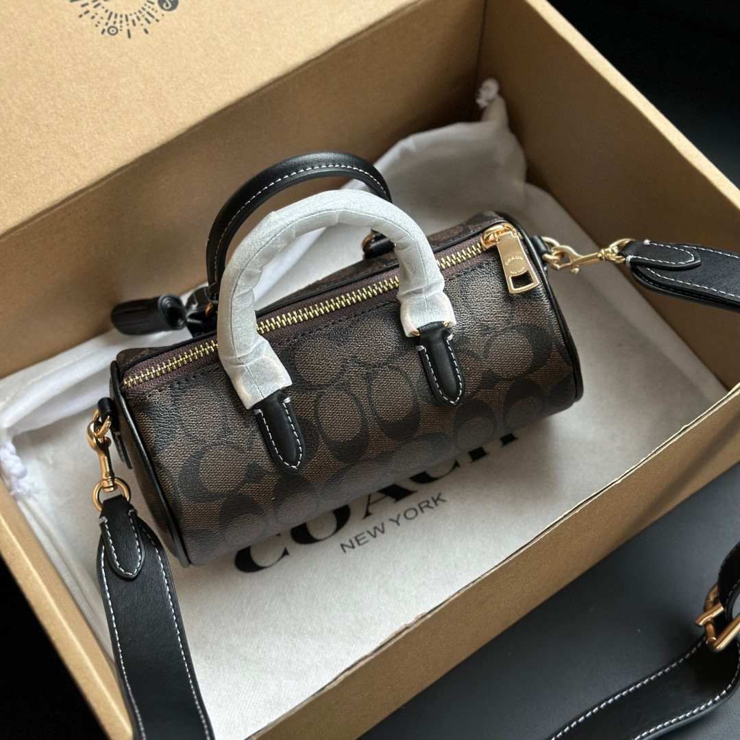 Coach Designer Bag Luxury Bag Shoulder Bag Women's Bag Versatile Shoulder Crossbody Mini Monogram Shoulder bag Texture Underarm Handbag Commuting Simple bag