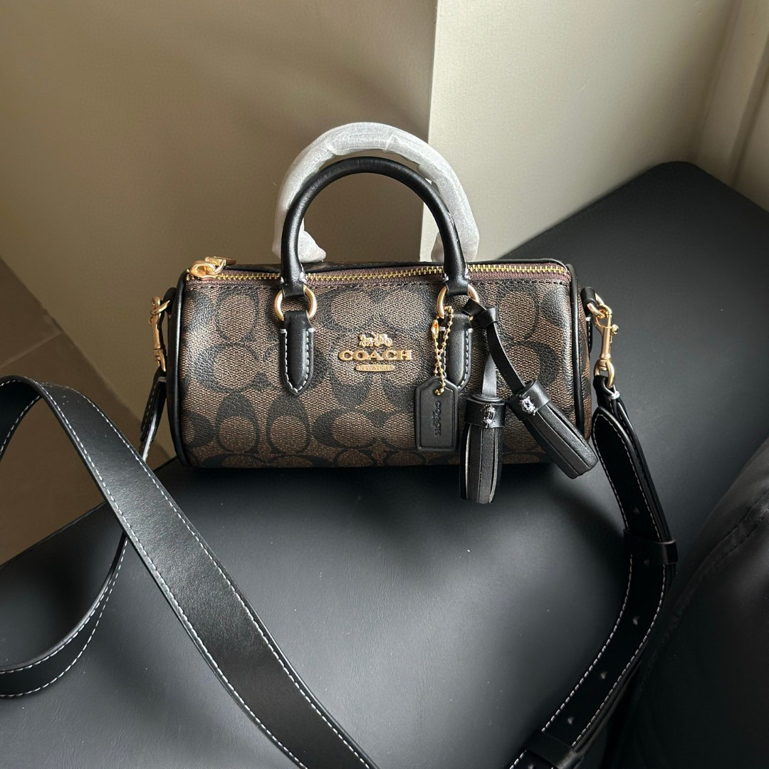 Coach Designer Bag Luxury Bag Shoulder Bag Women's Bag Versatile Shoulder Crossbody Mini Monogram Shoulder bag Texture Underarm Handbag Commuting Simple bag