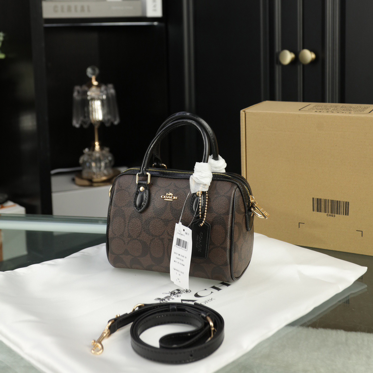 Coach Designer Bag Luxury Bag Shoulder Bag Women's Bag Versatile Shoulder Crossbody Mini Monogram Shoulder bag Texture Underarm Handbag Commuting Simple bag