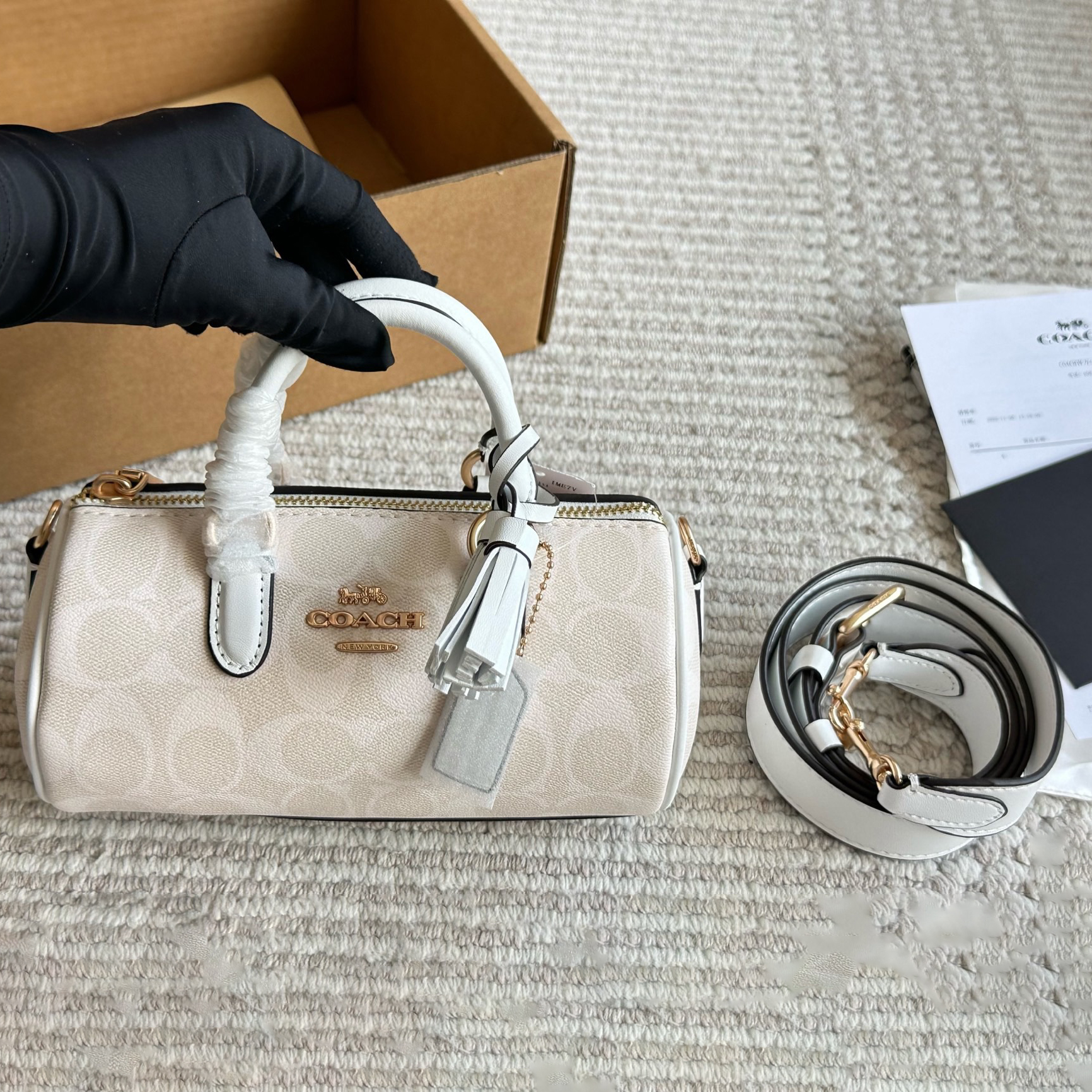 Coach Designer Bag Luxury Bag Shoulder Bag Women's Bag Versatile Shoulder Crossbody Mini Monogram Shoulder bag Texture Underarm Handbag Commuting Simple bag