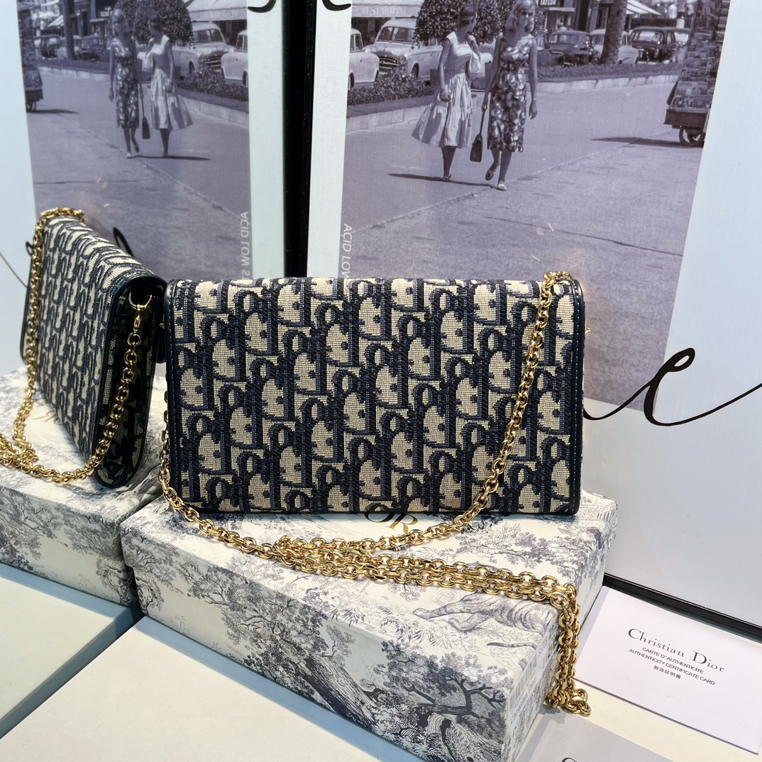 Dior Designer's High-Qualyit Single-Shoulder Bags Fashionable Classic Luxury Bags Handbags Crossbody Bags Fashionable Handbags Leather Trendy Gift Styles Fashion Bags