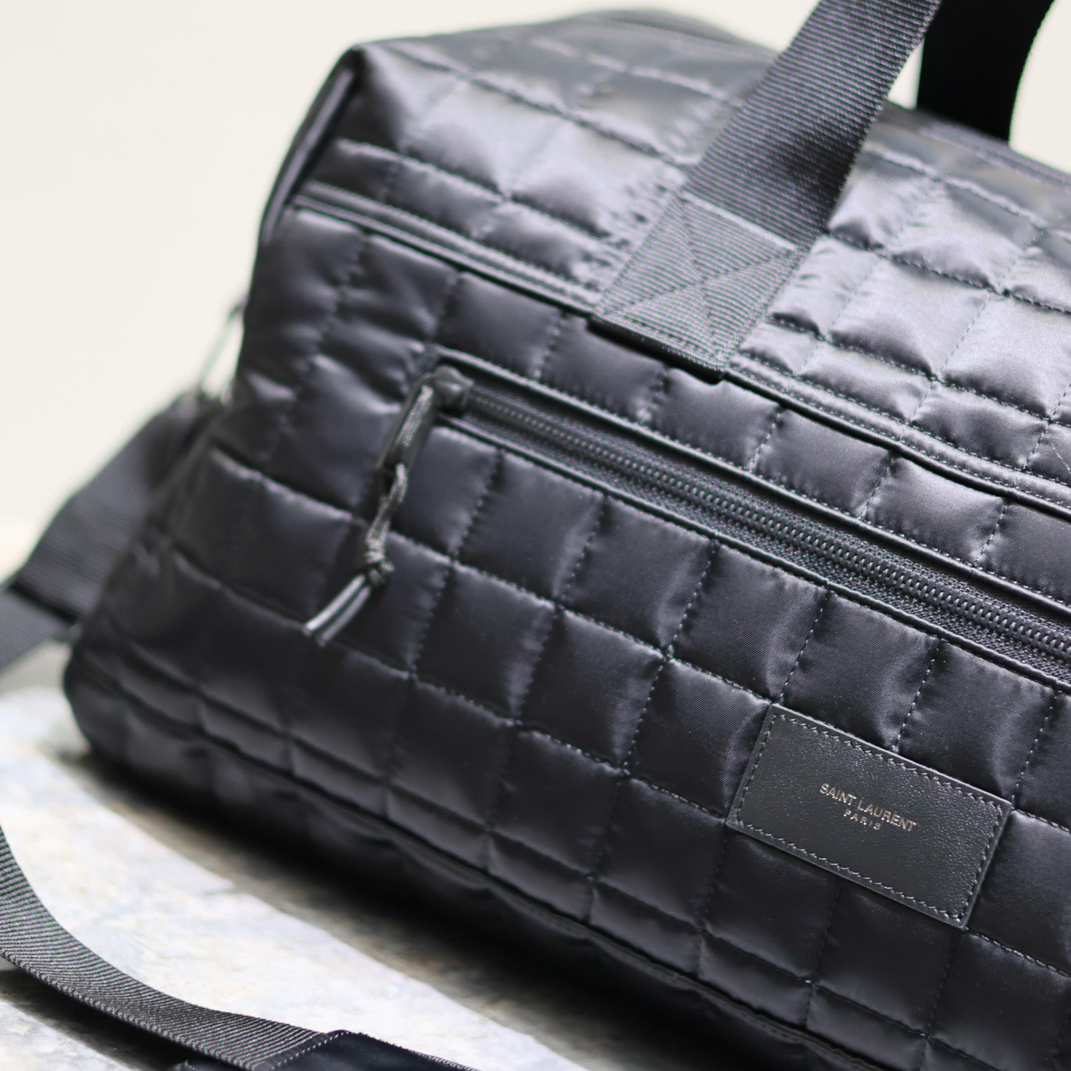 YSL Stylish Design Men's And Women's Outdoor Bag For Studen Casual Ribbon Handle And Padded Shoulder Strap Are Lightweight And Stylish Handheld Or Carried On One Shoulder Simple Yet Sophisticated, Trendy And Cool Style