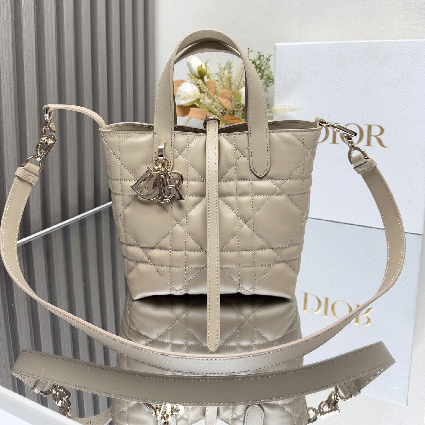 Dior Designer's High-qualyit Single-shoulder Bags Fashionable Classic Luxury Bags Handbags Crossbody Bags Fashionable Handbags Leather Trendy Gift Styles Fashion Bag