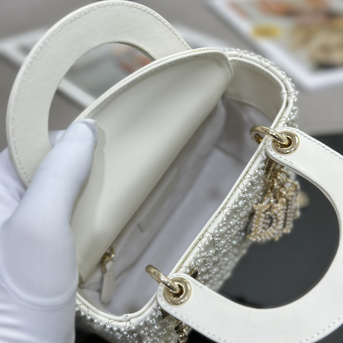 Dior Designer Shoulder Bag Makeup Bag Luxury Bags Crossbody Designer Fashion Knitted Crossbody Bags Women's Three Grid Embroidered Pearls Bag