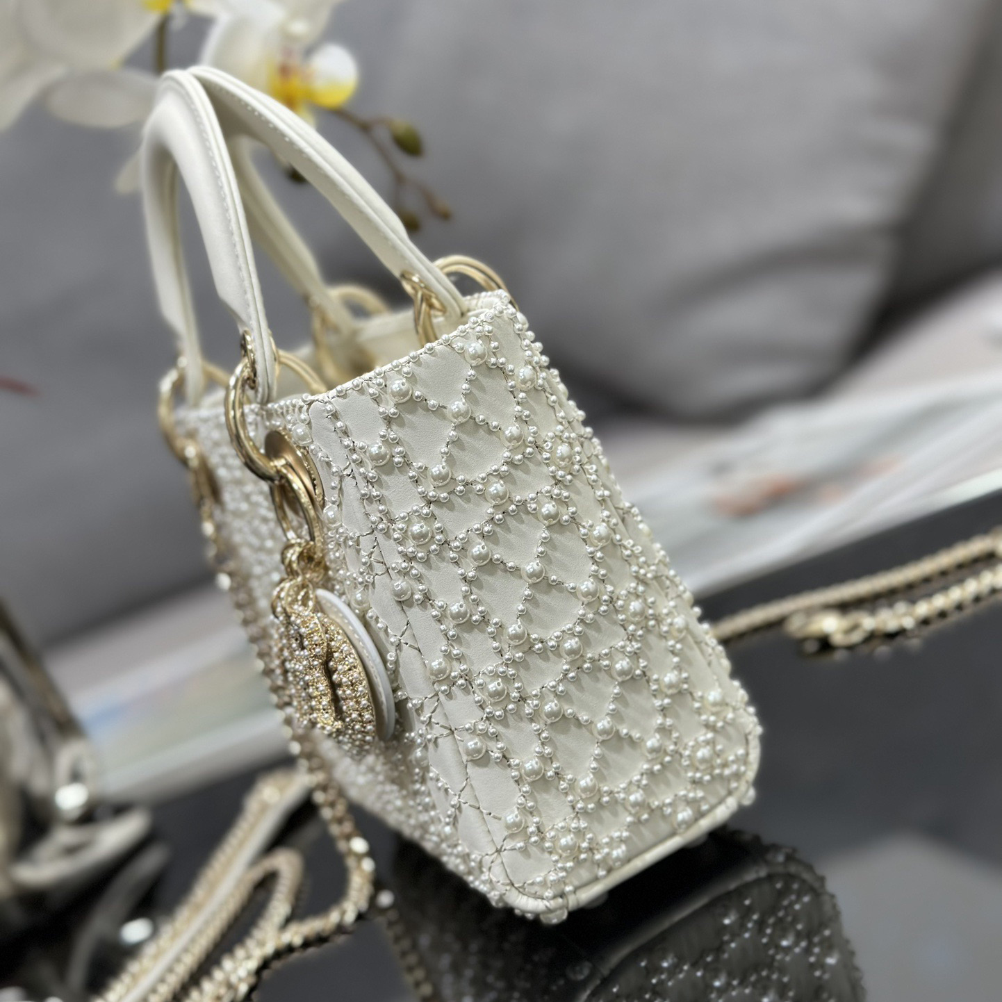 Dior Designer Shoulder Bag Makeup Bag Luxury Bags Crossbody Designer Fashion Knitted Crossbody Bags Women's Three Grid Embroidered Pearls Bag