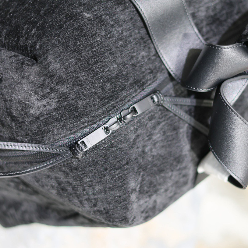 YSL Stylish Design Men's And Women's Outdoor Bag For Studen Casual Daypack Yoga Gym Handbag Simple Yet Sophisticated, Trendy And Cool Style