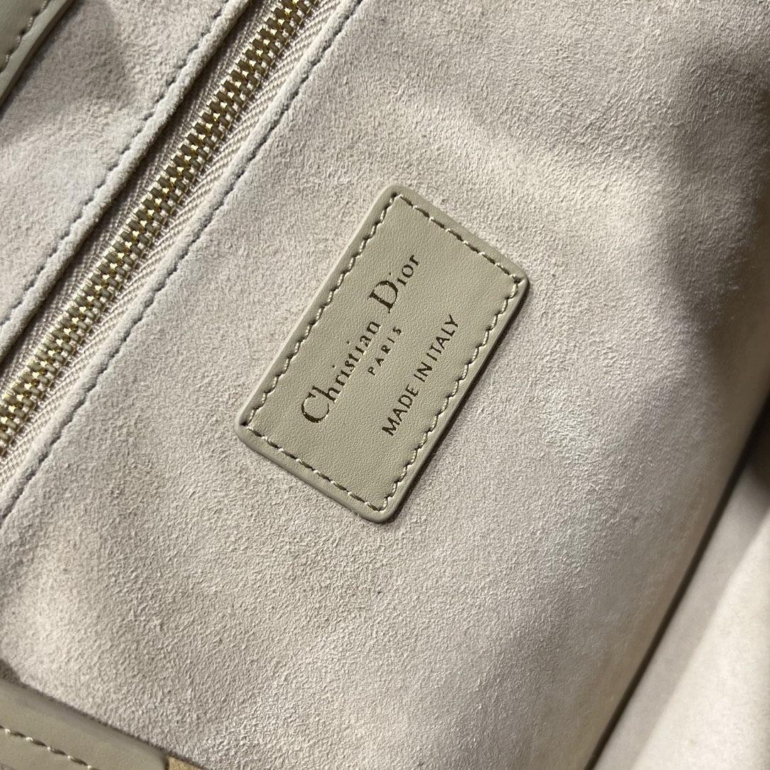 Dior Designer's High-qualyit Single-shoulder Bags Fashionable Classic Luxury Bags Handbags Crossbody Bags Fashionable Handbags Leather Trendy Gift Styles Fashion Bag