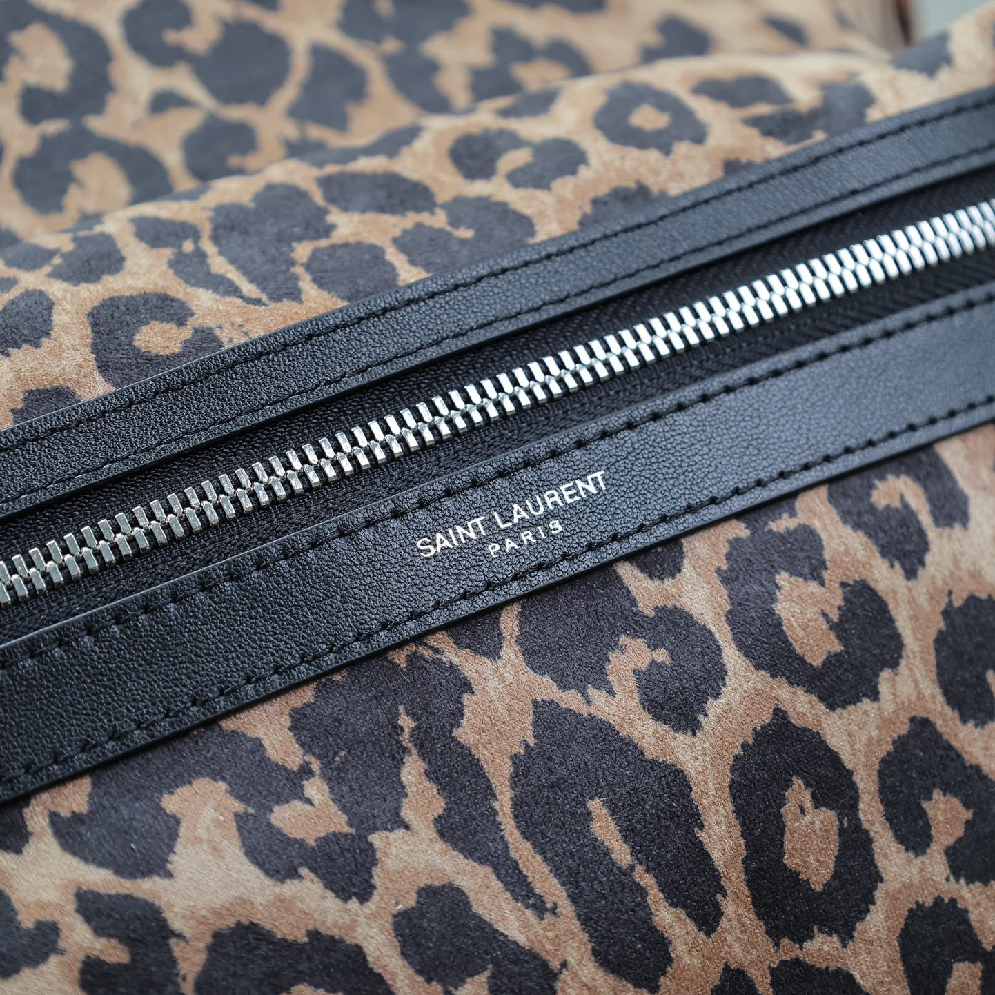 YSL Stylish Design Men's And Women's Backpack Leopard Print And Adjustable Shoulder Straps Simple And Versatile Style