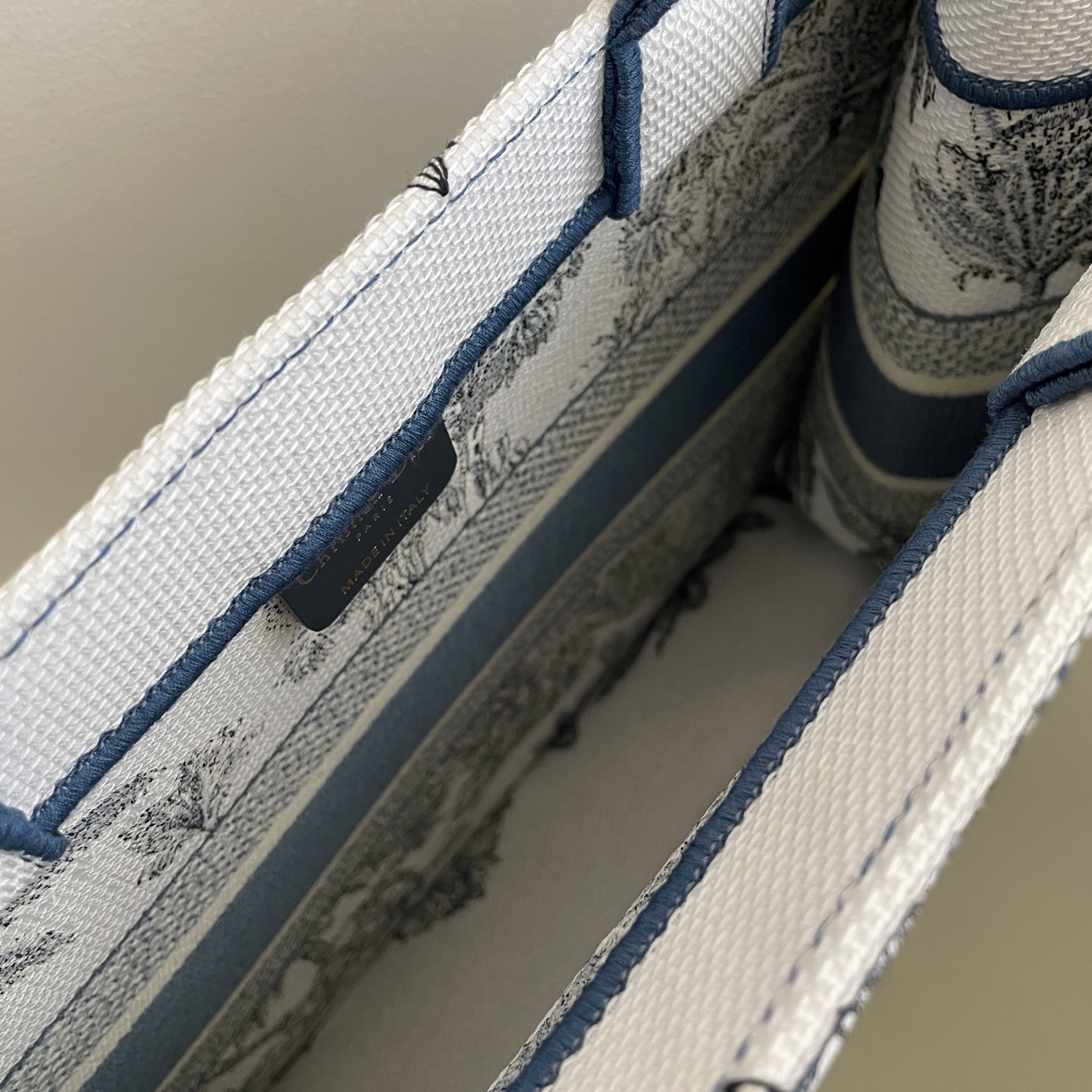 Dior Designer's High-qualyit Single-shoulder Bags Fashionable Classic Luxury Bags Handbags Crossbody Bags Fashionable Handbags Leather Trendy Gift Styles Fashion Bag