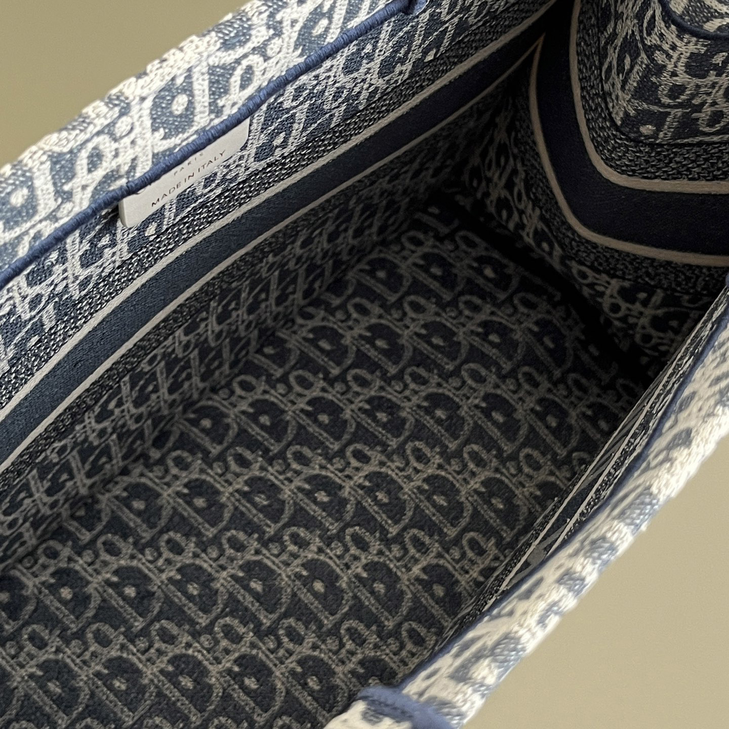 Dior Designer's High-qualyit Single-shoulder Bags Fashionable Classic Luxury Bags Handbags Crossbody Bags Fashionable Handbags Leather Trendy Gift Styles Fashion Bag