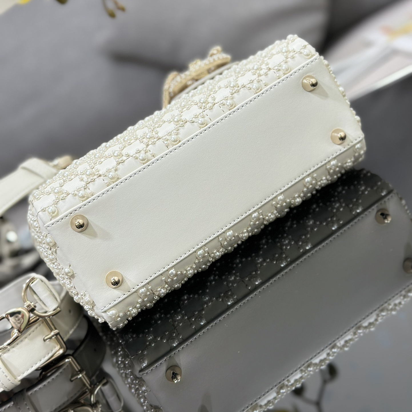 Dior Designer Bags Shoulder Bags Luxury Bags Crossbody Designer New Fashion Knitted Crossbody Bags Women's Four Grid Embroidered Pearls Bag