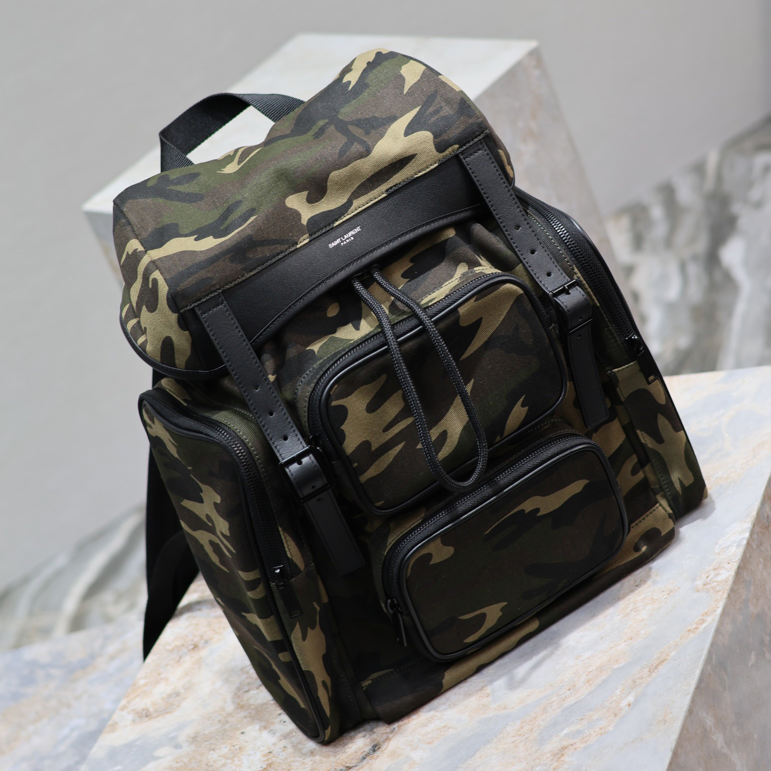 YSL Stylish Design Men's And Women's Backpack Outdoor Bag For Studen Casual Daypack Yoga Gym Backpack Flip Top Backpack With Drawstring Simple And Versatile Style