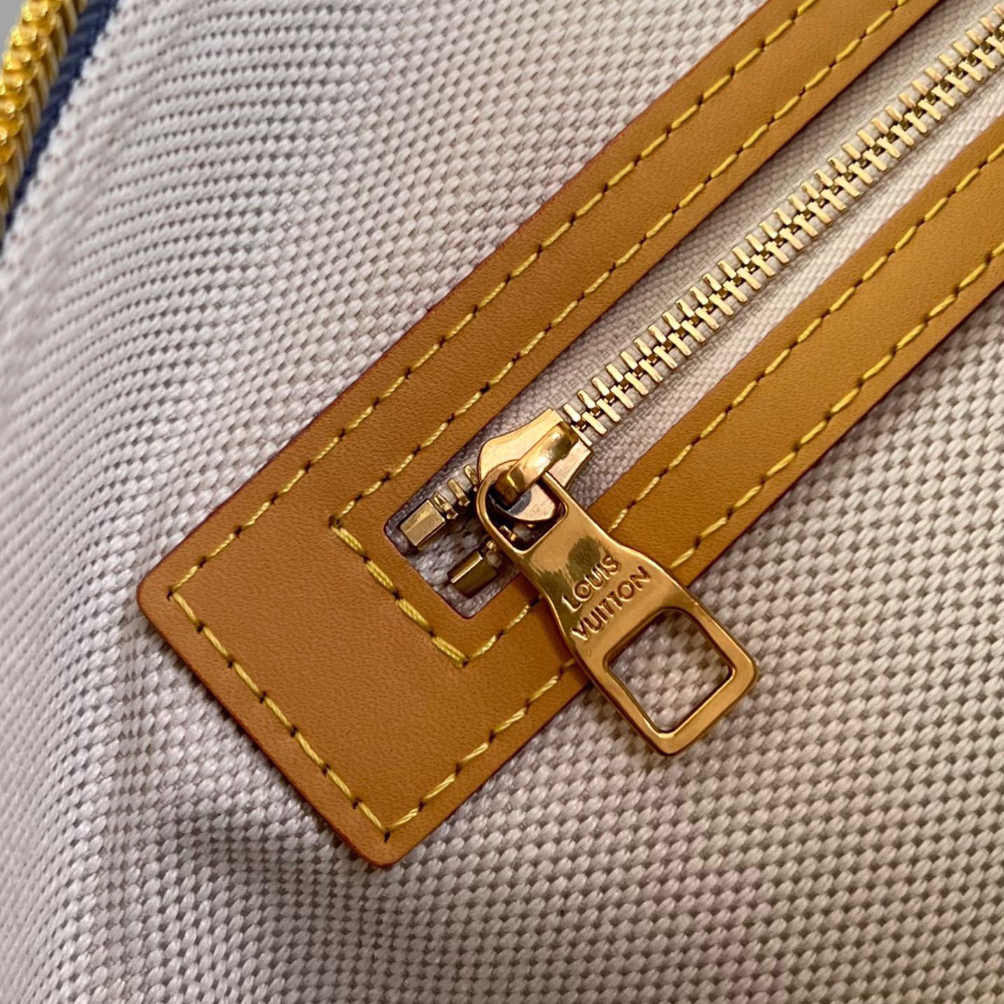 LV Designer Men's And Women's Set Shoulder Bag Luxury Bag Detachable And Adjustable Shoulder High Quality Leather Crossbody Fashion Hand Bag