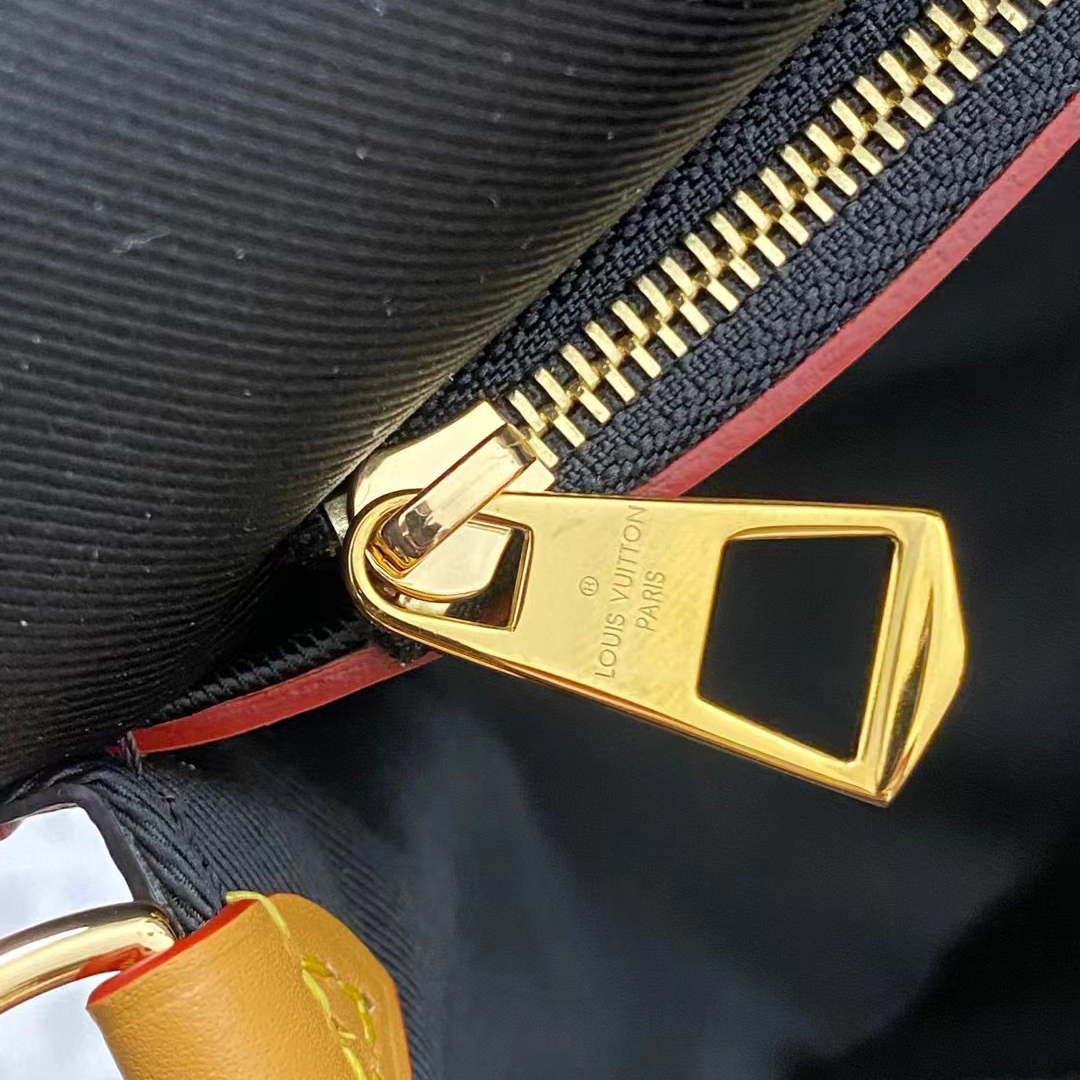 LV Designer Bag Shoulder Bag Luxury Bag Purse Tote Classic Logo Women's Tramp Bag High Quality Leather Crossbody  Fashion Printed Hand Bag