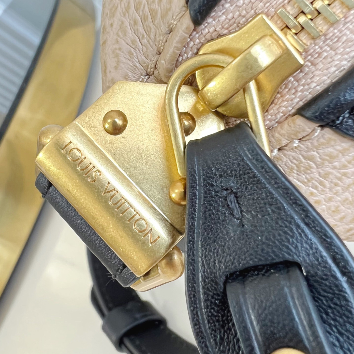 LV Designer Women's Shoulder Bag Luxury Bag Detachable And Adjustable Shoulder High Quality Leather Crossbody Fashion Hand Bag