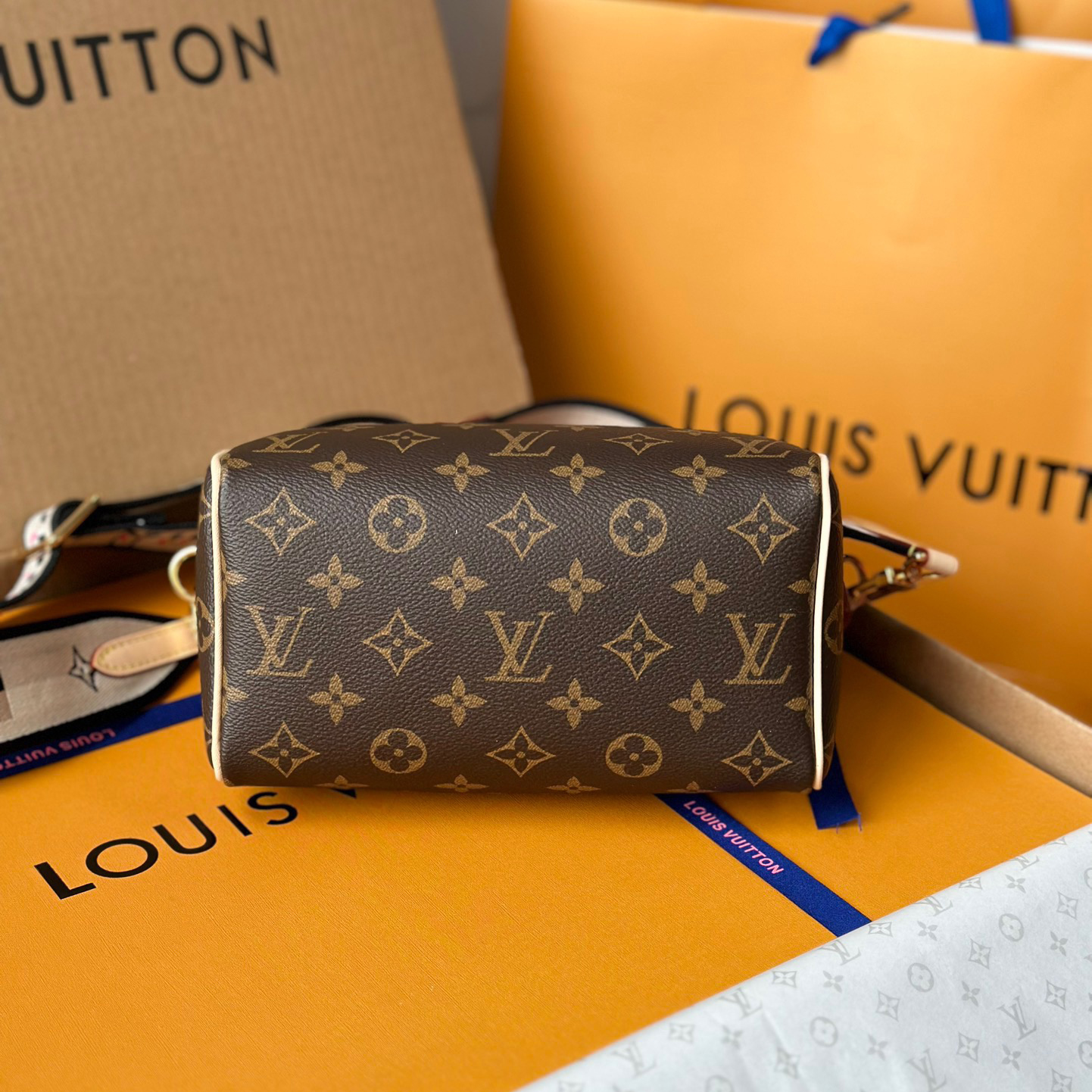 LV Designer Women's Set Shoulder Bag Luxury Bag Detachable And Adjustable Fabric Shoulder Strap Classic Logo High Quality Leather Crossbody Fashion Printed Hand Bag