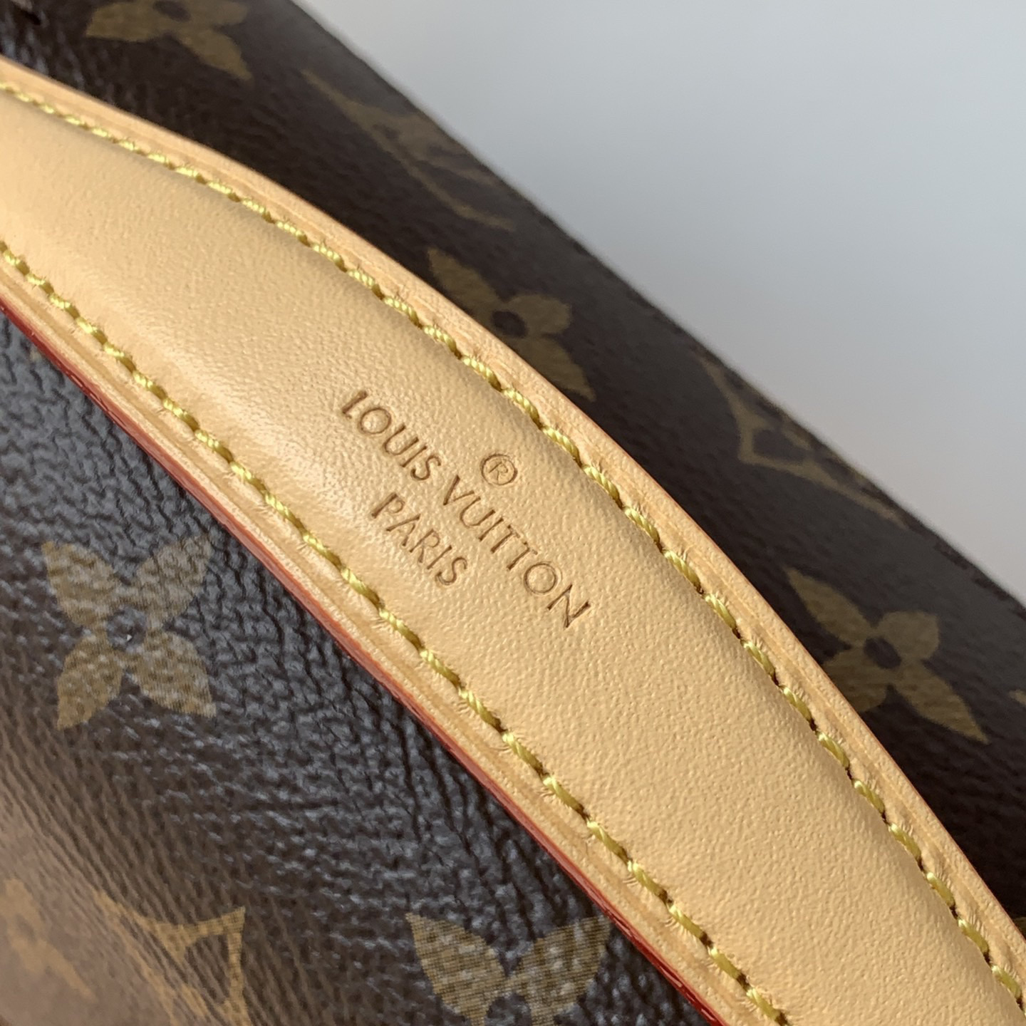 LV Designer Bag Shoulder Bag Luxury Bag Purse Tote Classic Logo Women's Tramp Bag High Quality Leather Crossbody  Fashion Printed Hand Bag